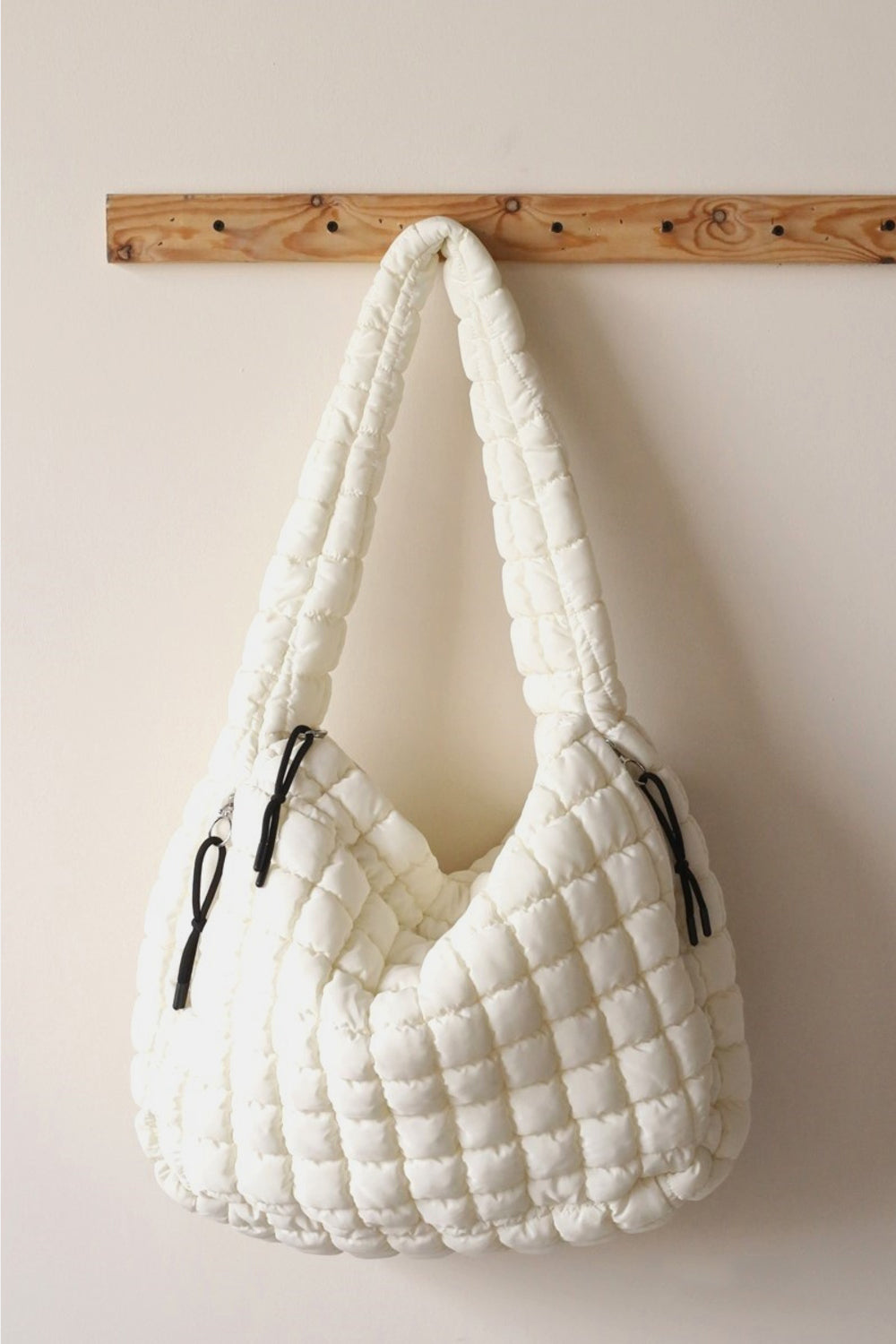 - Quilted Puffy Carryall Shoulder Bag - Off White / One Size - Optima Women